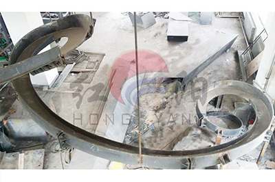 平時(shí)在使用倉內(nèi)螺旋溜槽時(shí)需要注意哪些事情？