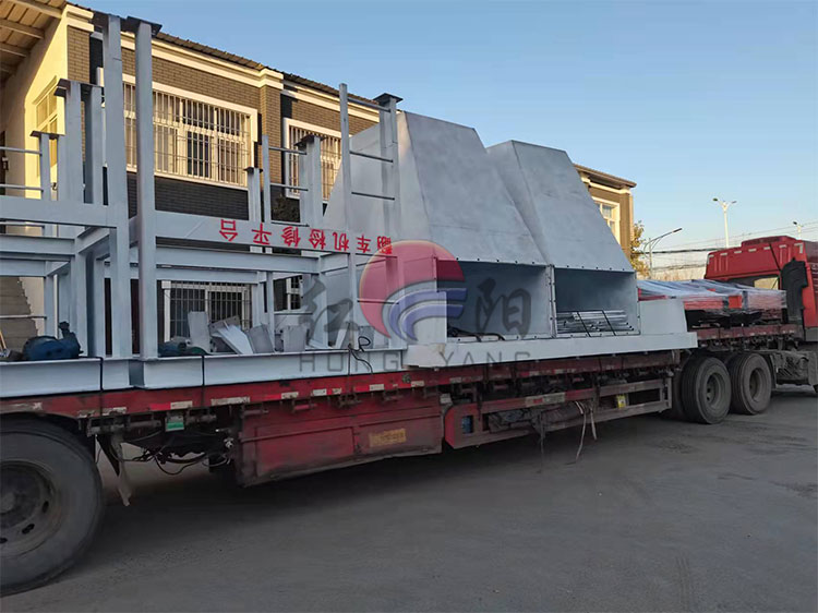 紅陽礦山設(shè)備發(fā)貨：設(shè)備發(fā)貨忙不停，全力以赴為客戶！